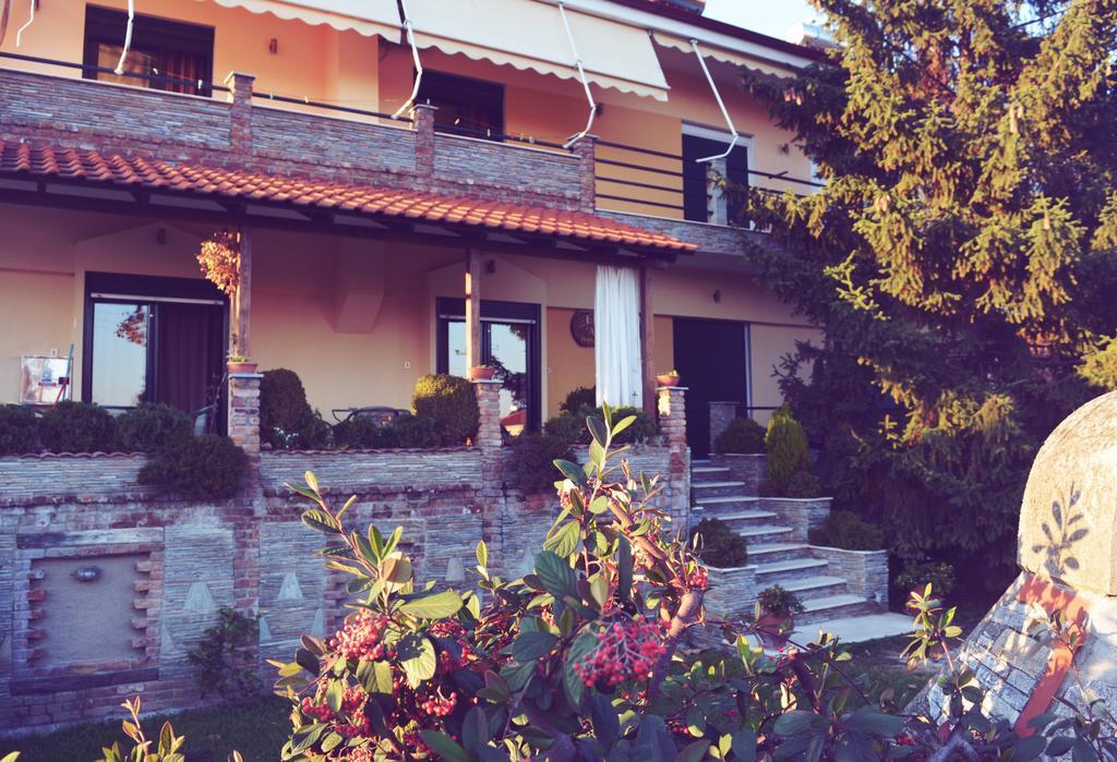 Guesthouse Liogerma Káto Loutrákion المظهر الخارجي الصورة